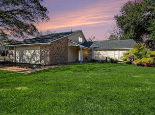 1306 W Stroker Rd, Crosby, TX 77532