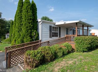202 Sunningdale Ct N, Lancaster, PA