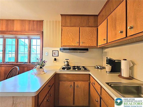 5th image of 3933 Norfolk Dr