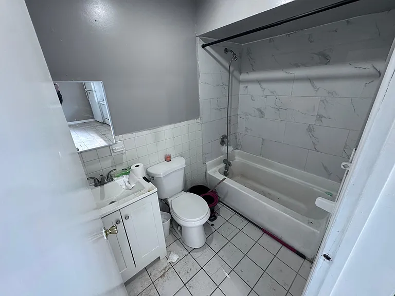 266 S 1st St #G1 — Photo 5