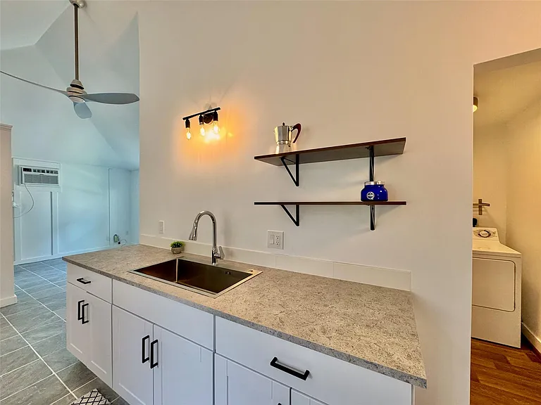 2413 Woodhead St #C — Photo 6