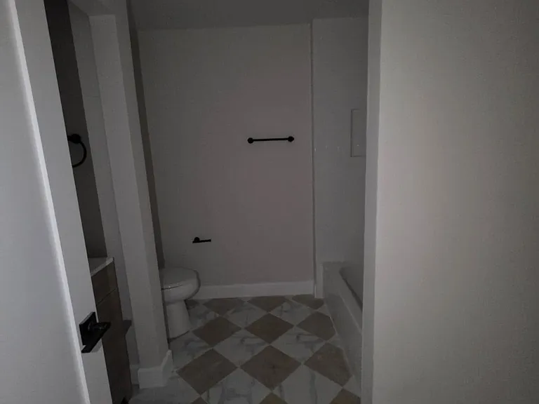 44 Warner St #O3B — Photo 8