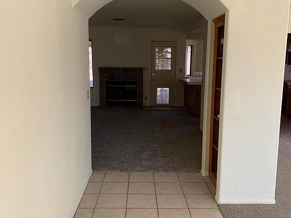 3rd image of 749 E Avenue J6