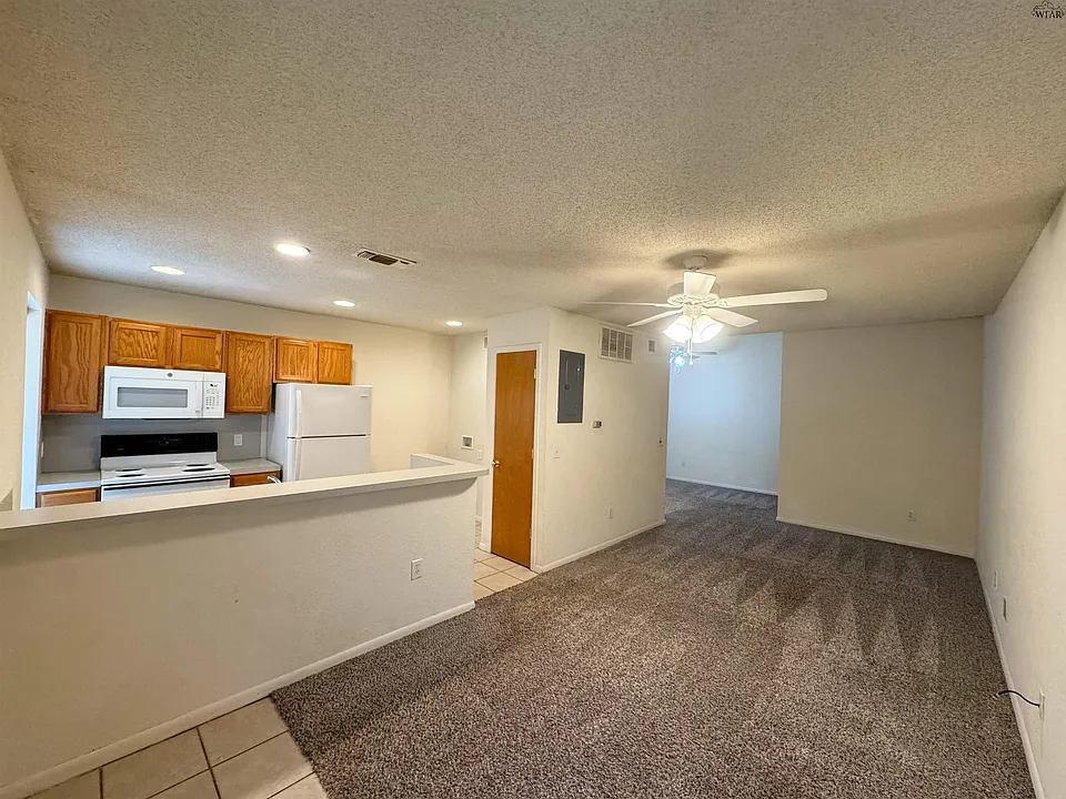 4621 Johnson Rd