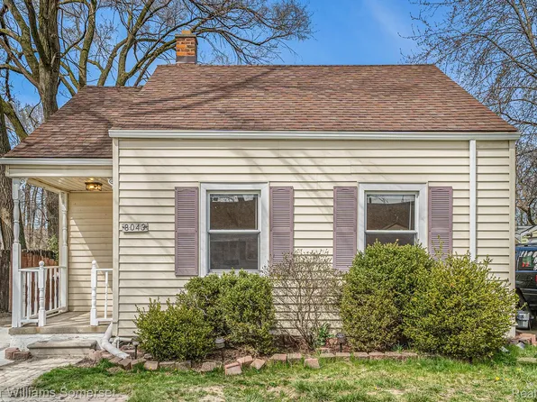 8043 Kaltz St, Center Line, MI 48015