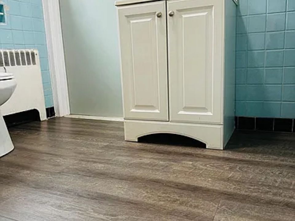 2nd image of 131 W Main St #1