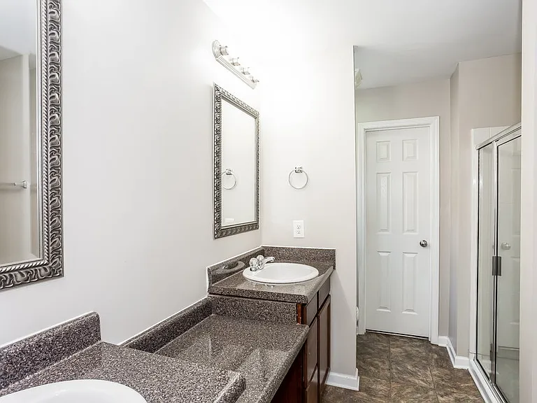 5437 Twin Brook Dr — Photo 10