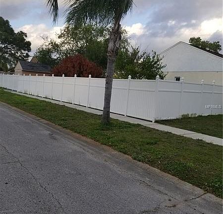 5th image of 9043 Dixiana Villa Cir