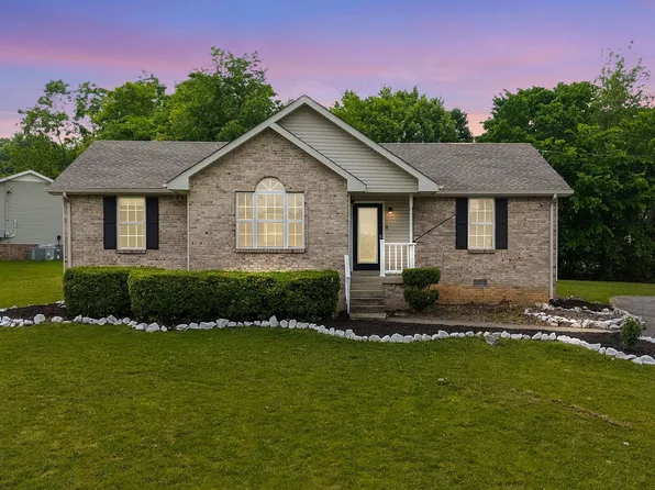 572 Cabot Cv, Clarksville, TN 37042