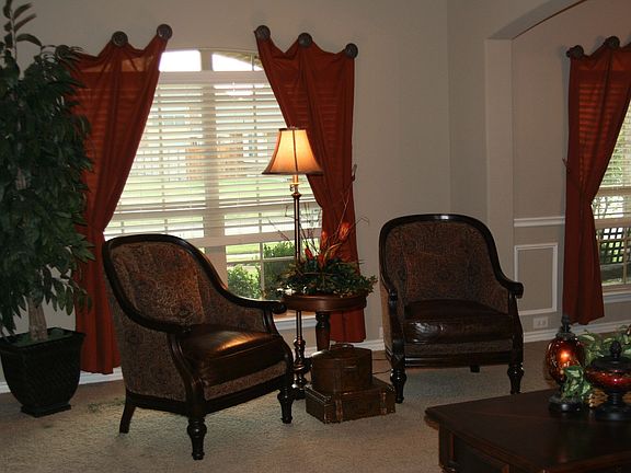 Front sitting room