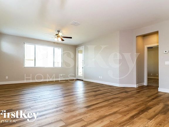 3rd image of 14562 W Aster Dr