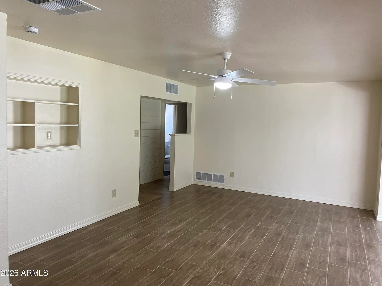 3 bed, 2.0 bath, 1548 sqft, $2,795 — Photo 4