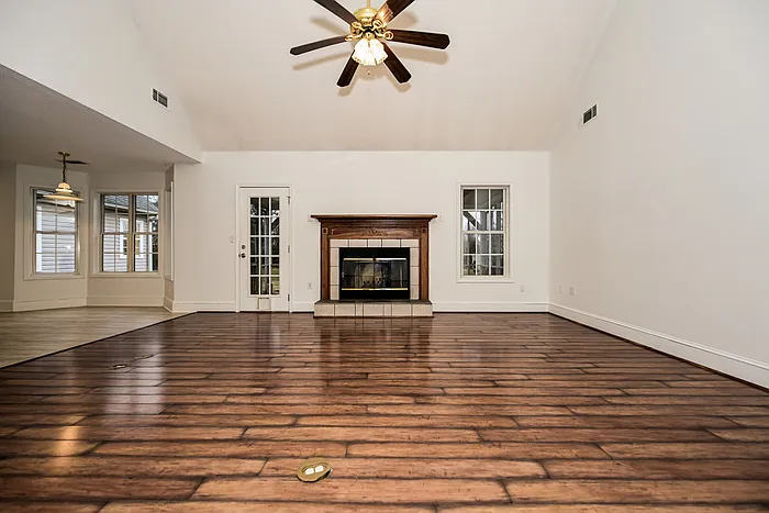 540 Pullin Rd — Photo 5