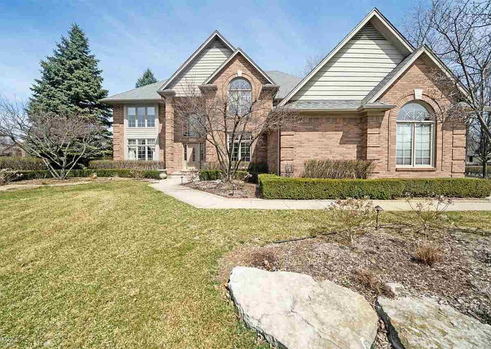 1st image of 52154 Highbury Ct