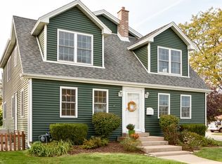 9200 S Trumbull Ave, Evergreen Park, IL 60805