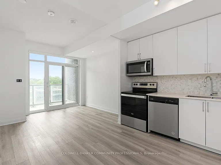 3220 Sheppard Ave E #16 — Photo 12