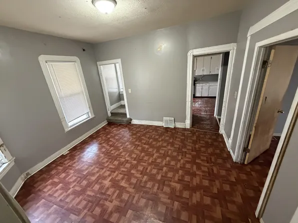 2647 Fremont Ave N, Minneapolis, MN 55411