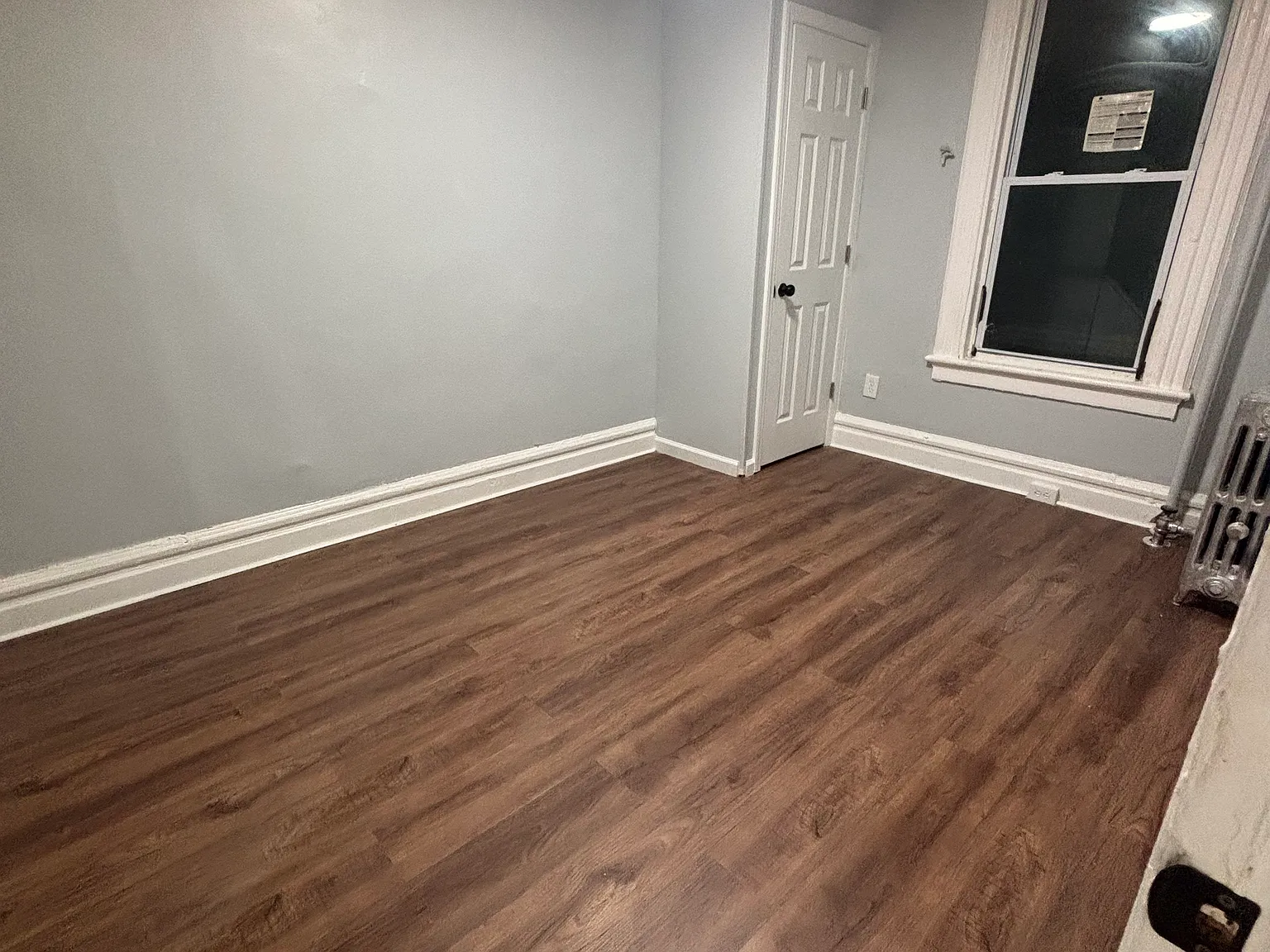 73 2nd St — Photo 3