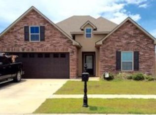 100 Emerson Rd, Youngsville, LA 70592