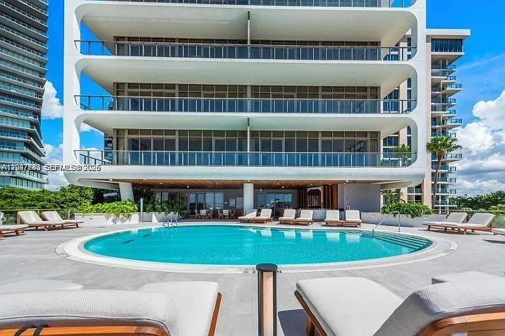 2655 S Bayshore Dr #403 — Photo 36