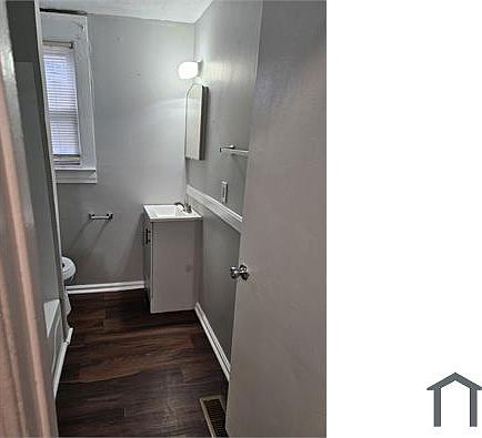 5th image of 2559 Slevin St APT 1