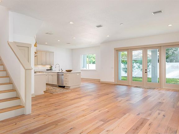 4th image of 3811 W San Pedro St