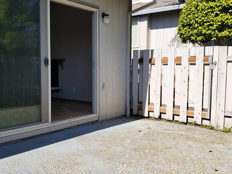 7845-7895 SW Hillcrest Pl #11801-11803 — Photo 36