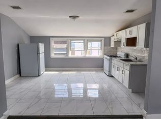 56 Sunnyside Ter #3R, East Orange, NJ 07018