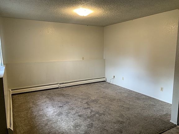 3rd image of 1101 Downey St #5