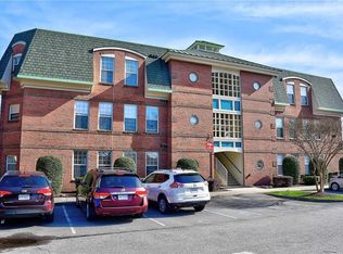 308 Riveranne Ct APT 111, Virginia Beach, VA 23462