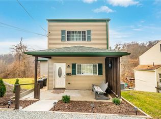 2124 Wenke St, Pittsburgh, PA 15210