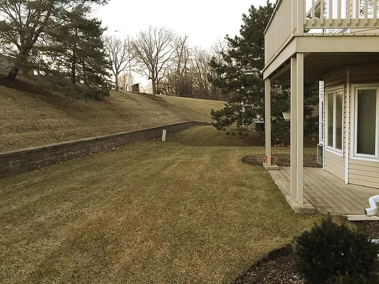 1868 Fox Run Dr #B — Photo 19