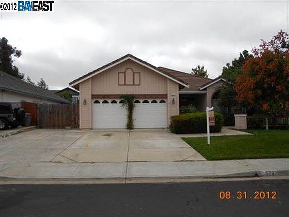 2 Car Garage