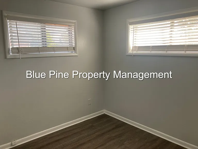 3354 E Iona Rd #5 — Photo 6