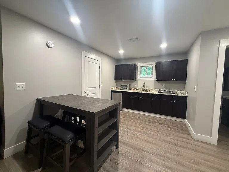 116 Burnett Rd — Photo 29