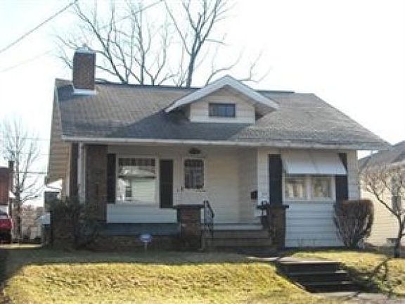 2nd image of 717 Homewood Ave SE
