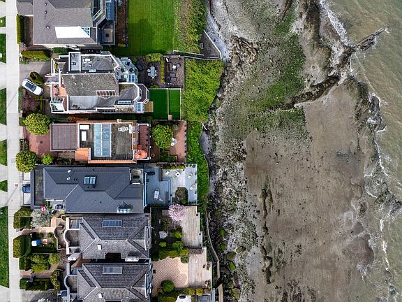 5th image of 3167 Point Grey Rd