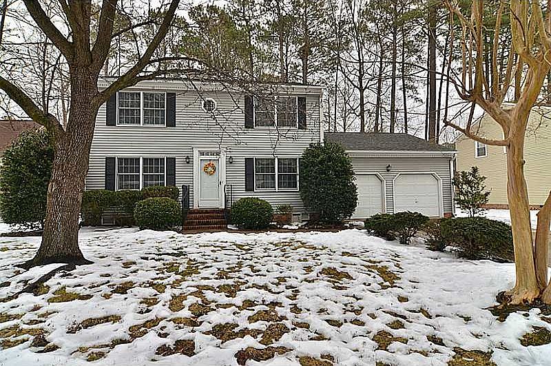 1st image of 579 Crown Point Dr