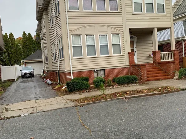 21-23 Gould St, New Bedford, MA 02740