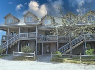 17 Day Break Dr #F202, Ludlow, VT 05149