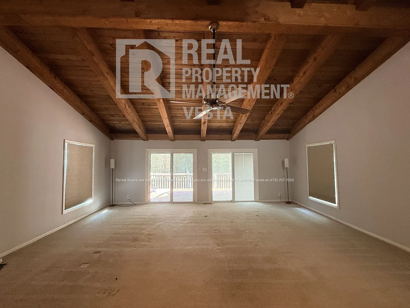 4 bed, 3.0 bath, 3111 sqft, $2,100 — Photo 3