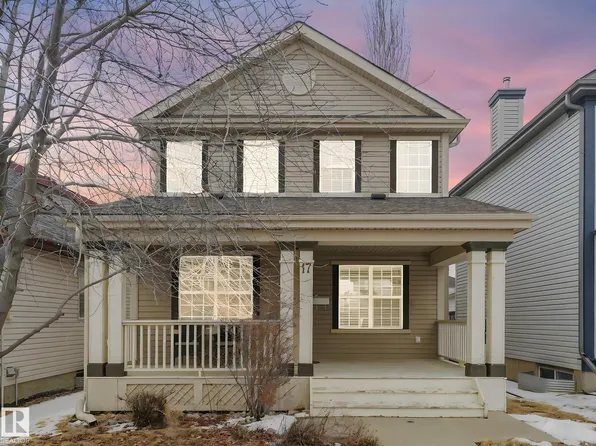 17 Summerton Lndg, Strathcona County, AB T8H 2P4