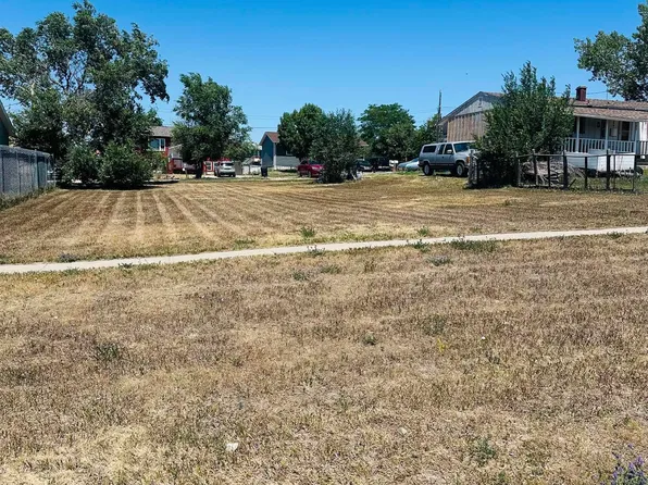 519 Crazy Horse St, Rapid City, SD 57701