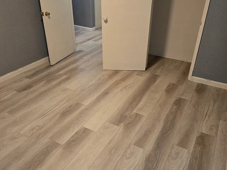 2025 E White Ave #1 — Photo 4