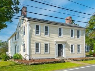 58 S Hampton Rd, Amesbury, MA 01913
