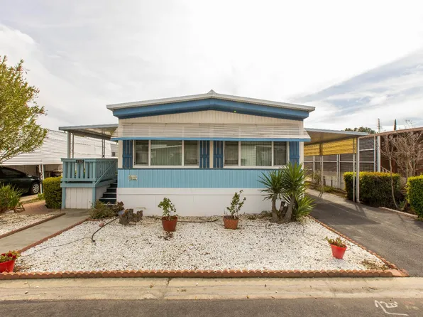 221 W Herndon Ave Spc 125, Pinedale, CA 93650