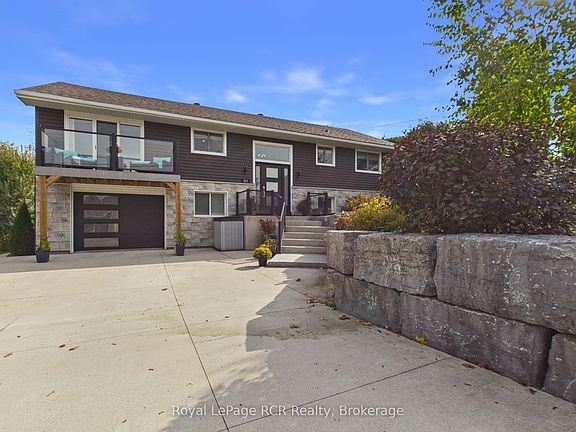 3rd image of 251 Pearson St