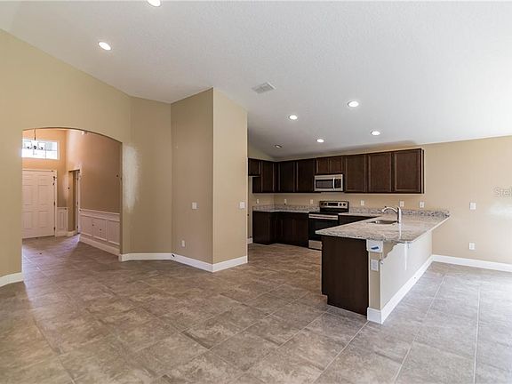 5th image of 433 Mulberry Ct