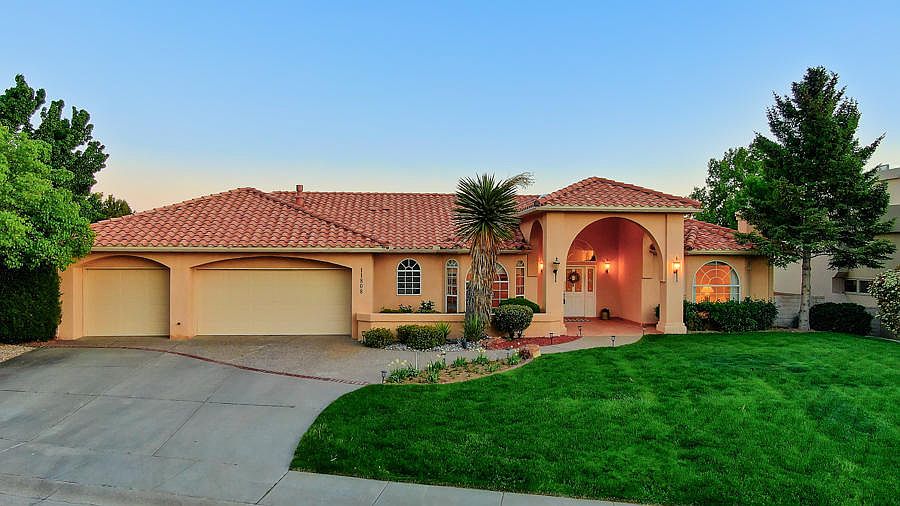 1st image of 11808 Baccarat Ln NE