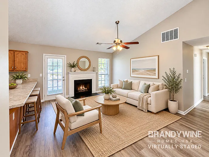3 bed, 3.0 bath, 1650 sqft, $1,810 — Photo 3